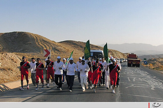 گزارش خبري/ دوندگان طريق الرضا(ع) در راه مشهد