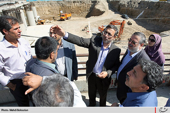 بازديد اعضاي شورا از پروژه عظيم ميدان شهدا