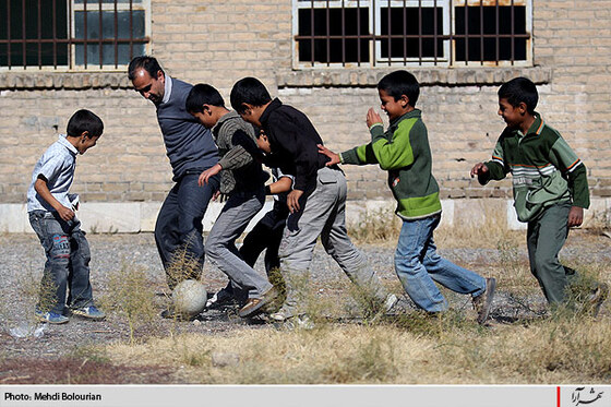 بچه هاي دبستان رشادت