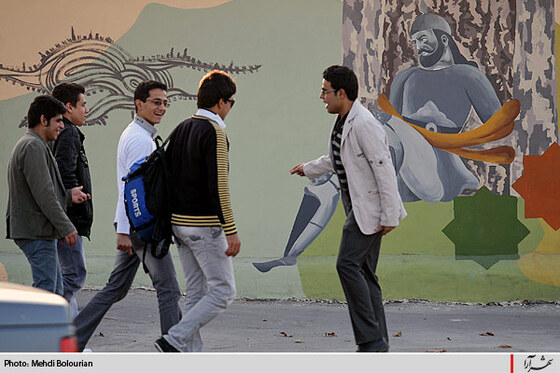 هفت خوان رستم در ميدان فردوسي