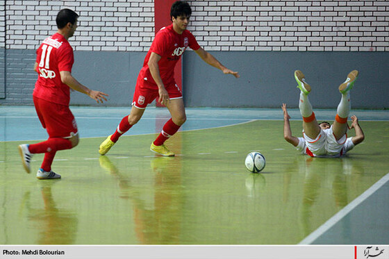 علم و ادب - گيتي پسند