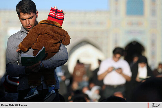 مراسم دعاي عرفه در حرم امام رضا (ع)