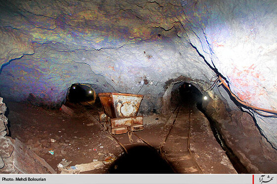 فيروزه ايران، نگين جهان