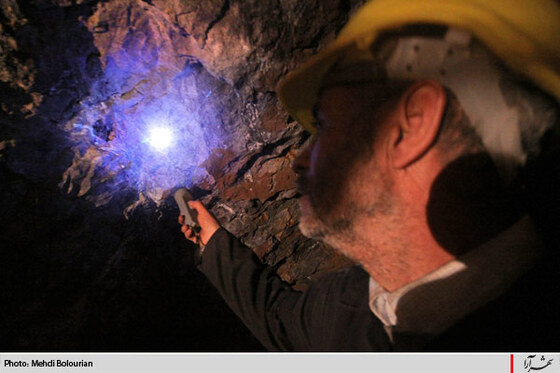 فيروزه ايران، نگين جهان