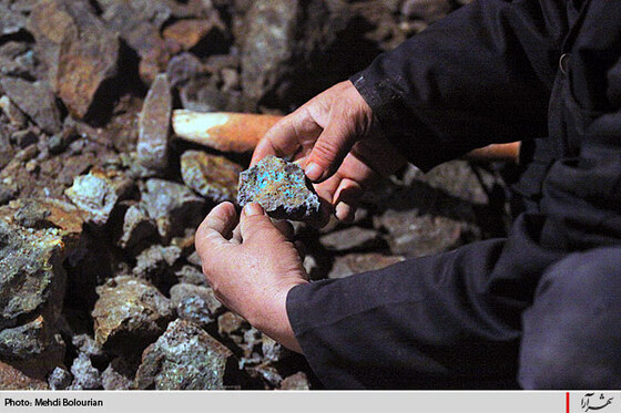 فيروزه ايران، نگين جهان