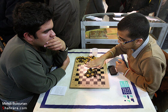 حضور استاندار خراسان رضوي در نمايشگاه پژوهش و فناوري