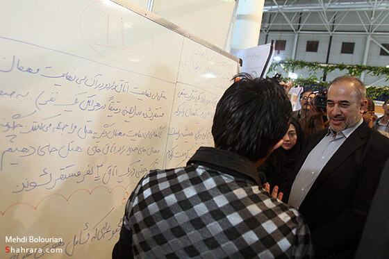 حضور استاندار خراسان رضوي در نمايشگاه پژوهش و فناوري