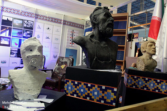 حضور استاندار خراسان رضوي در نمايشگاه پژوهش و فناوري