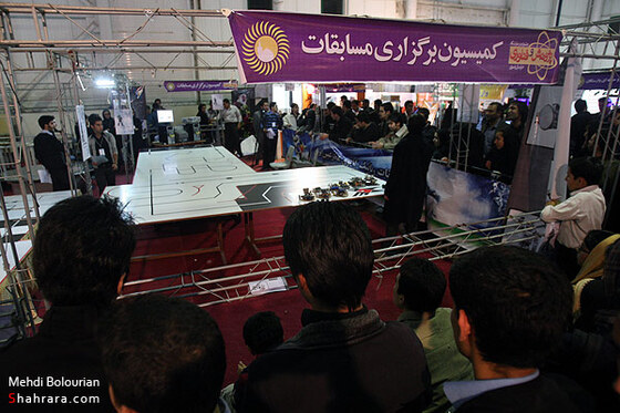 حضور استاندار خراسان رضوي در نمايشگاه پژوهش و فناوري