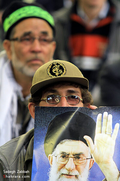 ' تجمع بزرگ بصيرت ' در حرم امام رضا (ع)