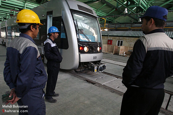 مونتاژ واگن هاي قطار شهري مشهد