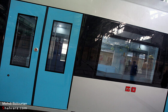 مونتاژ واگن هاي قطار شهري مشهد