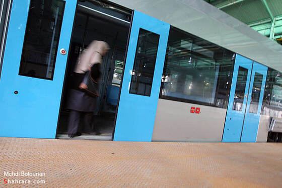 مونتاژ واگن هاي قطار شهري مشهد