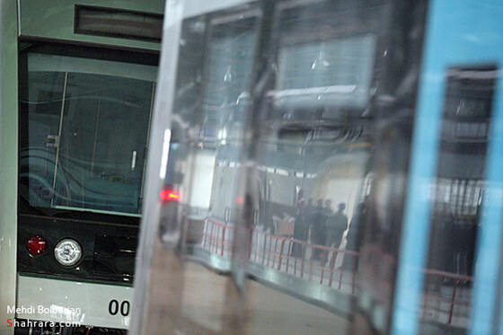 مونتاژ واگن هاي قطار شهري مشهد