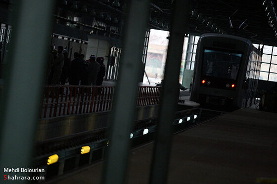 مونتاژ واگن هاي قطار شهري مشهد