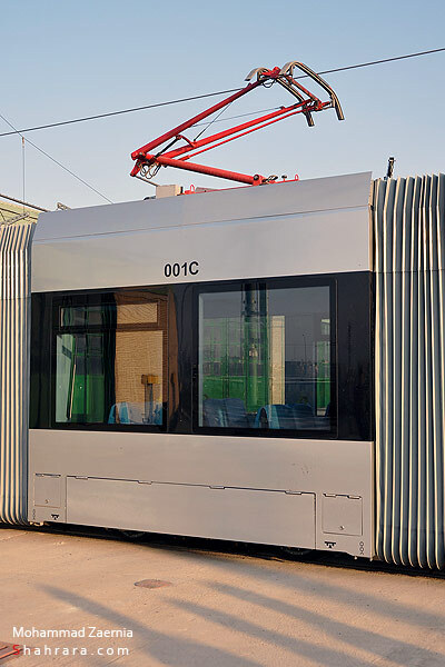 تست گرم اولين واگن قطار شهري مشهد