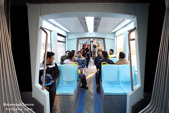 تست گرم اولين واگن قطار شهري مشهد