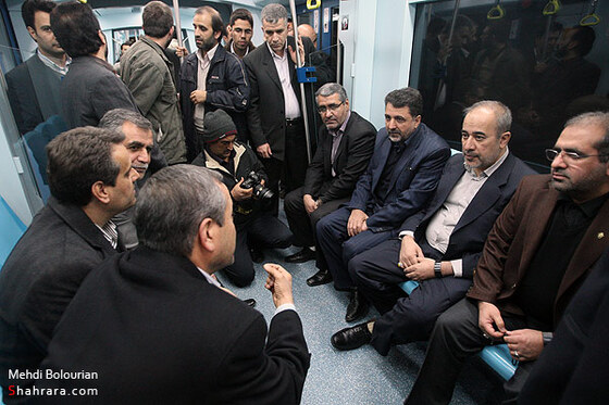بازديد استاندار خراسان رضوي از قطار شهري مشهد