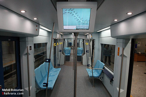 بازديد وزير كشور از قطار شهري مشهد