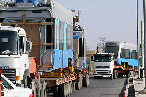 گزارش خبري/ ورود محموله دوم واگن های قطار شهری