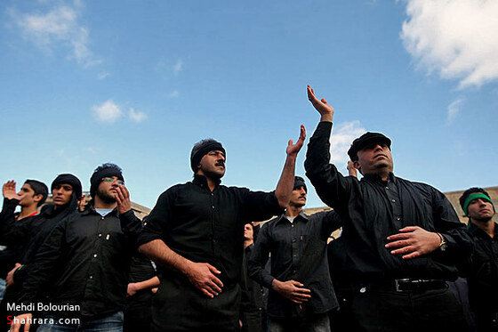 عزاداری مردم مشهددرسالروز شهادت امام رضا(ع)