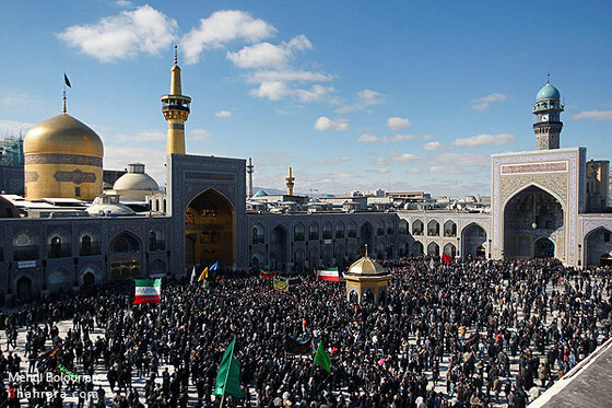 عزاداری مردم مشهددرسالروز شهادت امام رضا(ع)