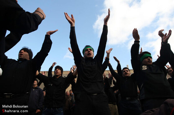 عزاداری مردم مشهددرسالروز شهادت امام رضا(ع)