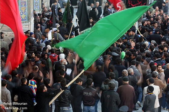 عزاداری مردم مشهددرسالروز شهادت امام رضا(ع)