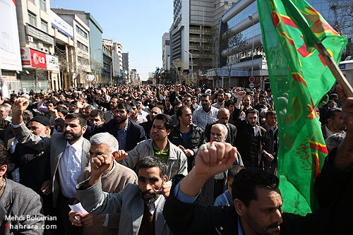گزارش خبري/ راهپيمايي مردم مشهد در حمايت از مردم بحرين