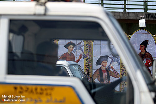 مشهد لباس نو مي پوشد...