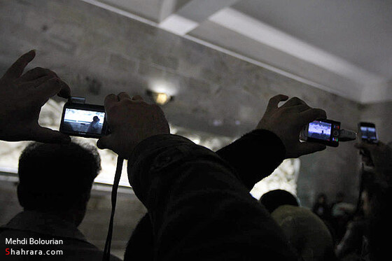 مسافران نوروزی در آرامگاه فردوسی