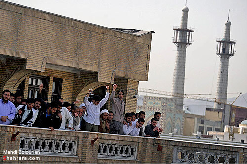 تجمع اعتراض آميز علما و روحانيون در حمايت از مردم بحرين