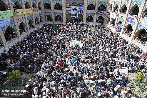 تجمع اعتراض آميز علما و روحانيون در حمايت از مردم بحرين