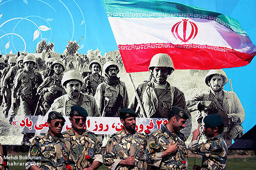 رژه یگانهای نمونه ارتش جمهوری اسلامی-2