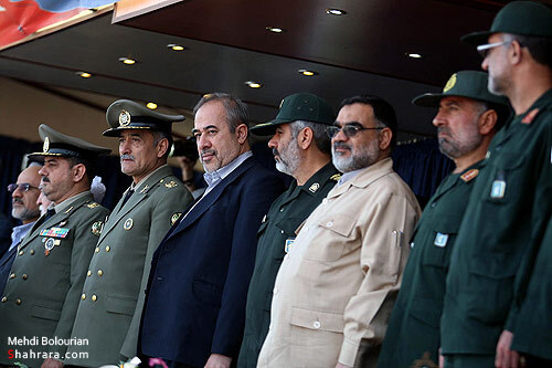 رژه یگانهای نمونه ارتش جمهوری اسلامی-2