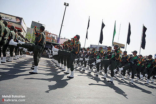 رژه یگانهای نمونه ارتش جمهوری اسلامی-2