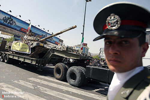 رژه یگانهای نمونه ارتش جمهوری اسلامی-2