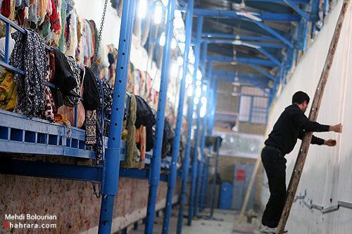 بافت بزرگترين قالي جهان