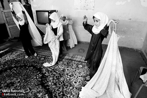 دبستان يك كلاسه رشادت