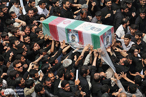 تشییع سردار رشید اسلام شهید عبدالحسین برونسی و 2 شهید گمنام/2 