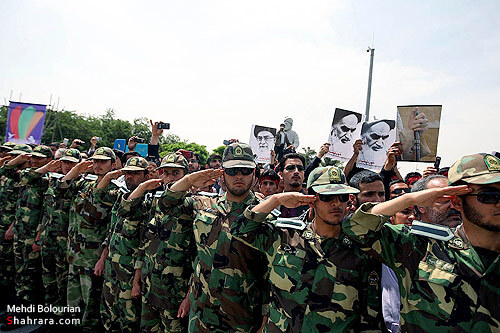 تشييع و تدفين دو شهيد گمنام در دانشگاه فردوسي مشهد