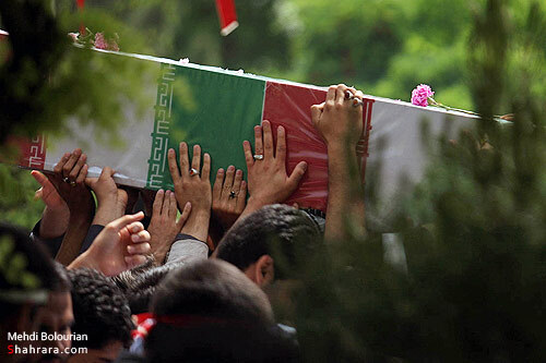 تشييع و تدفين دو شهيد گمنام در دانشگاه فردوسي مشهد