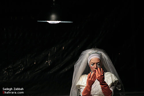  اجراي نمايش حفره روباه