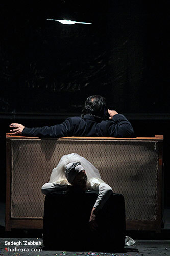  اجراي نمايش حفره روباه