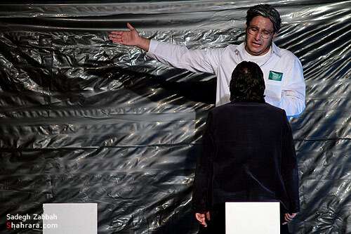  اجراي نمايش حفره روباه