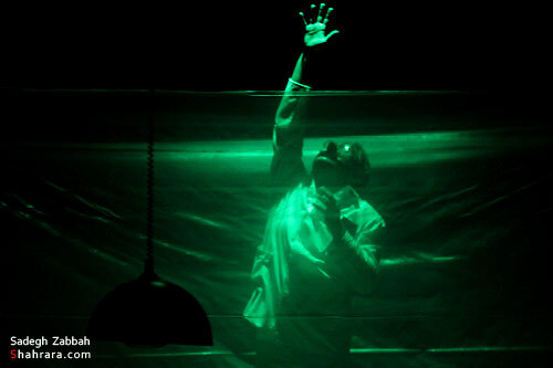  اجراي نمايش حفره روباه