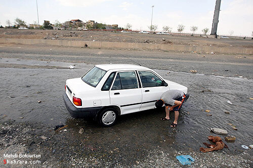 كارواش طبيعي در بستر رودخانه