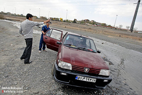 كارواش طبيعي در بستر رودخانه