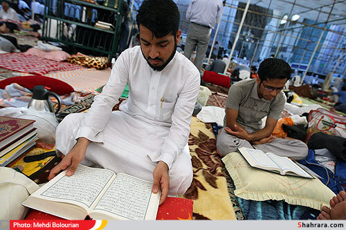 مراسم معنوي اعتكاف در مسجد گوهرشاد