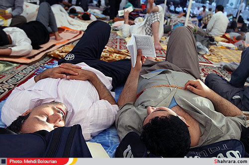 مراسم معنوي اعتكاف در مسجد گوهرشاد